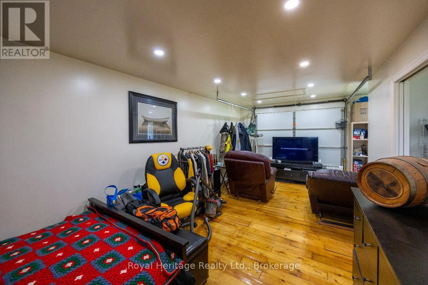 207 VALENCIA ROAD