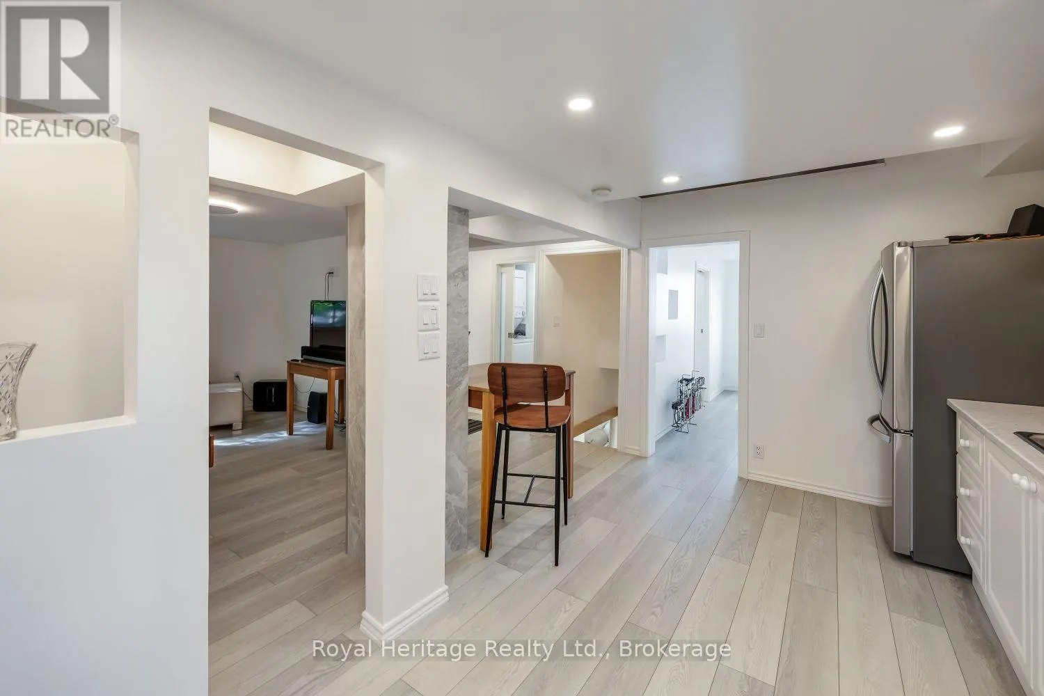 207 VALENCIA ROAD