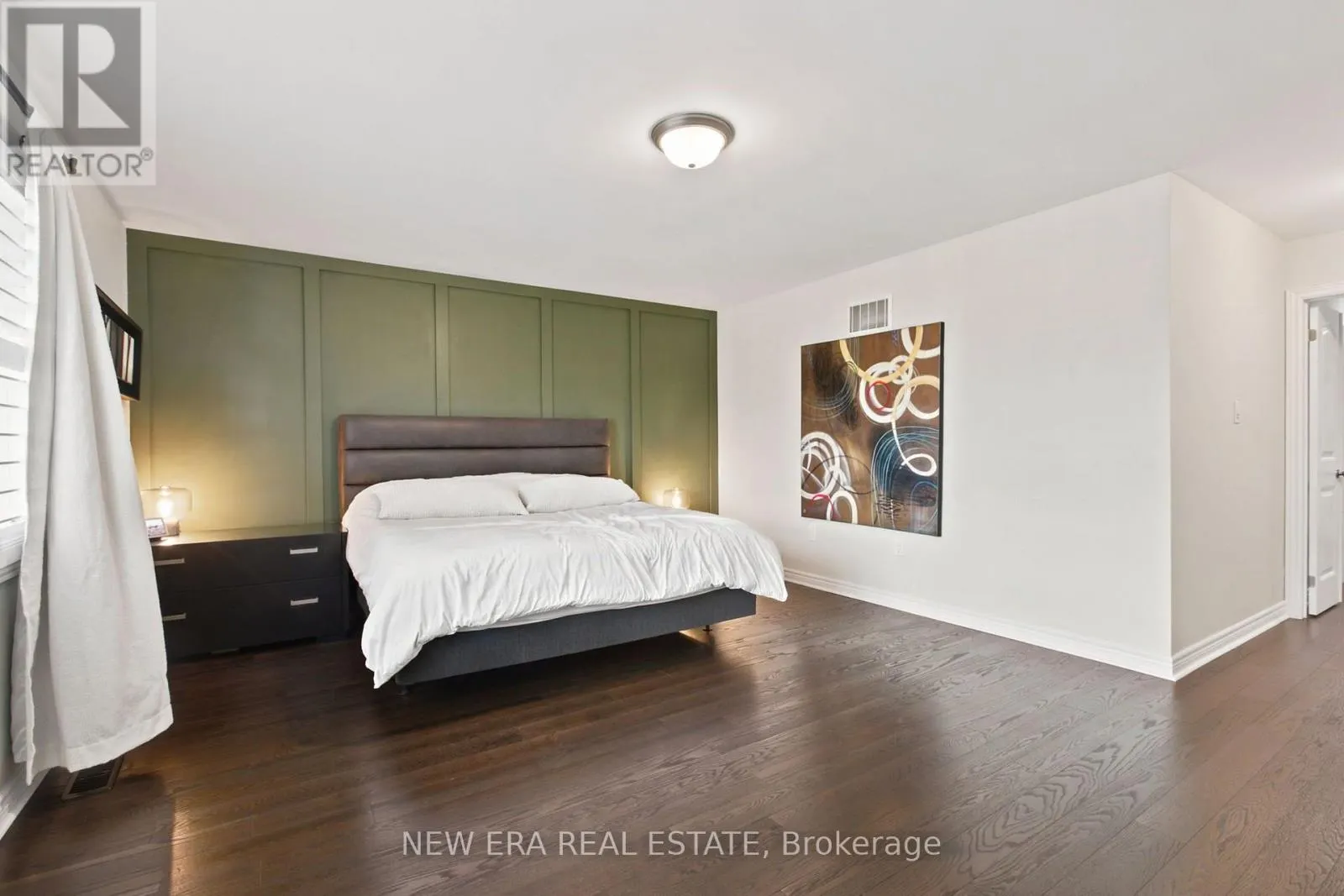 77 JEVONS DRIVE