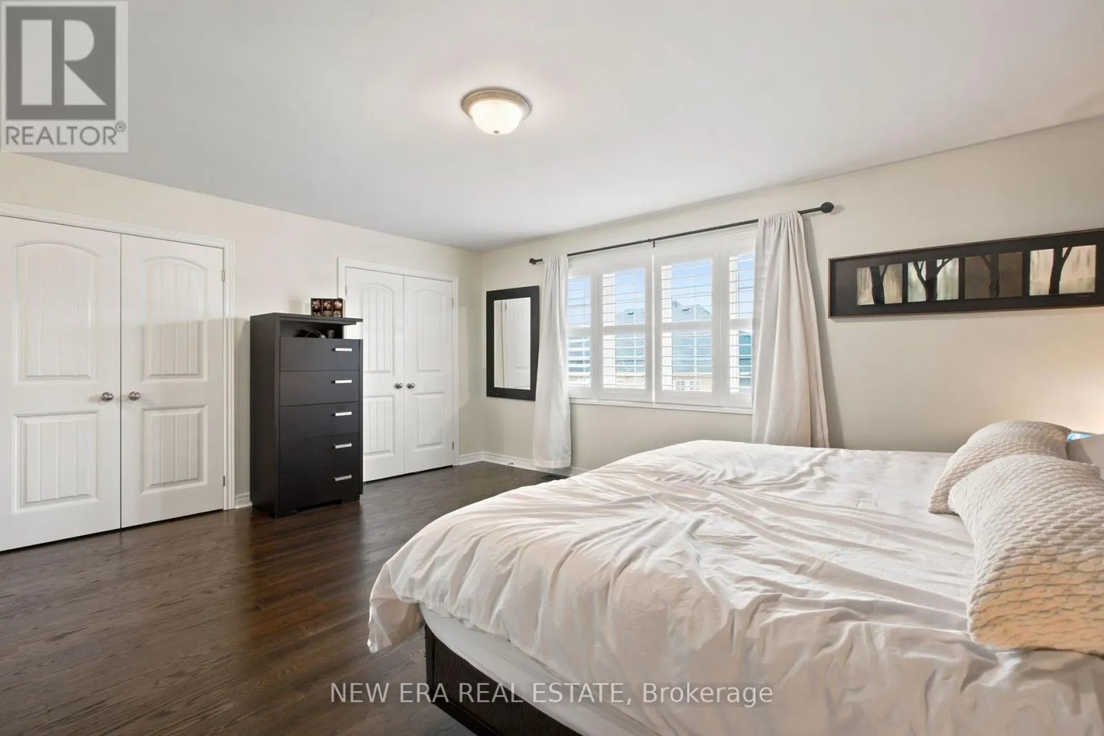 77 JEVONS DRIVE