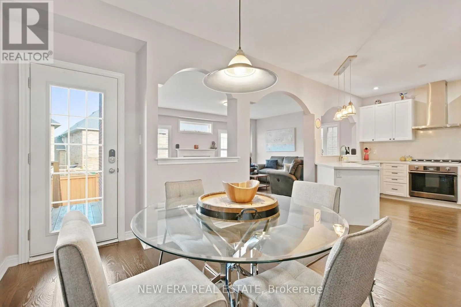 77 JEVONS DRIVE