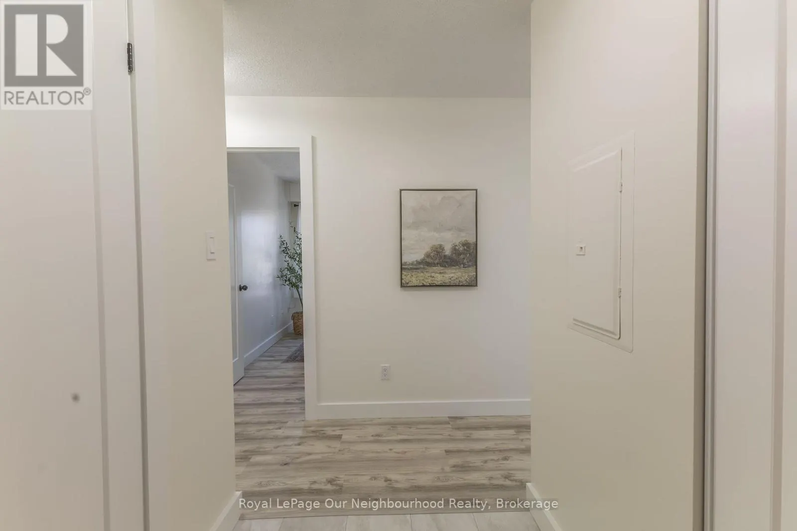 203 - 106 ASPEN SPRINGS DRIVE