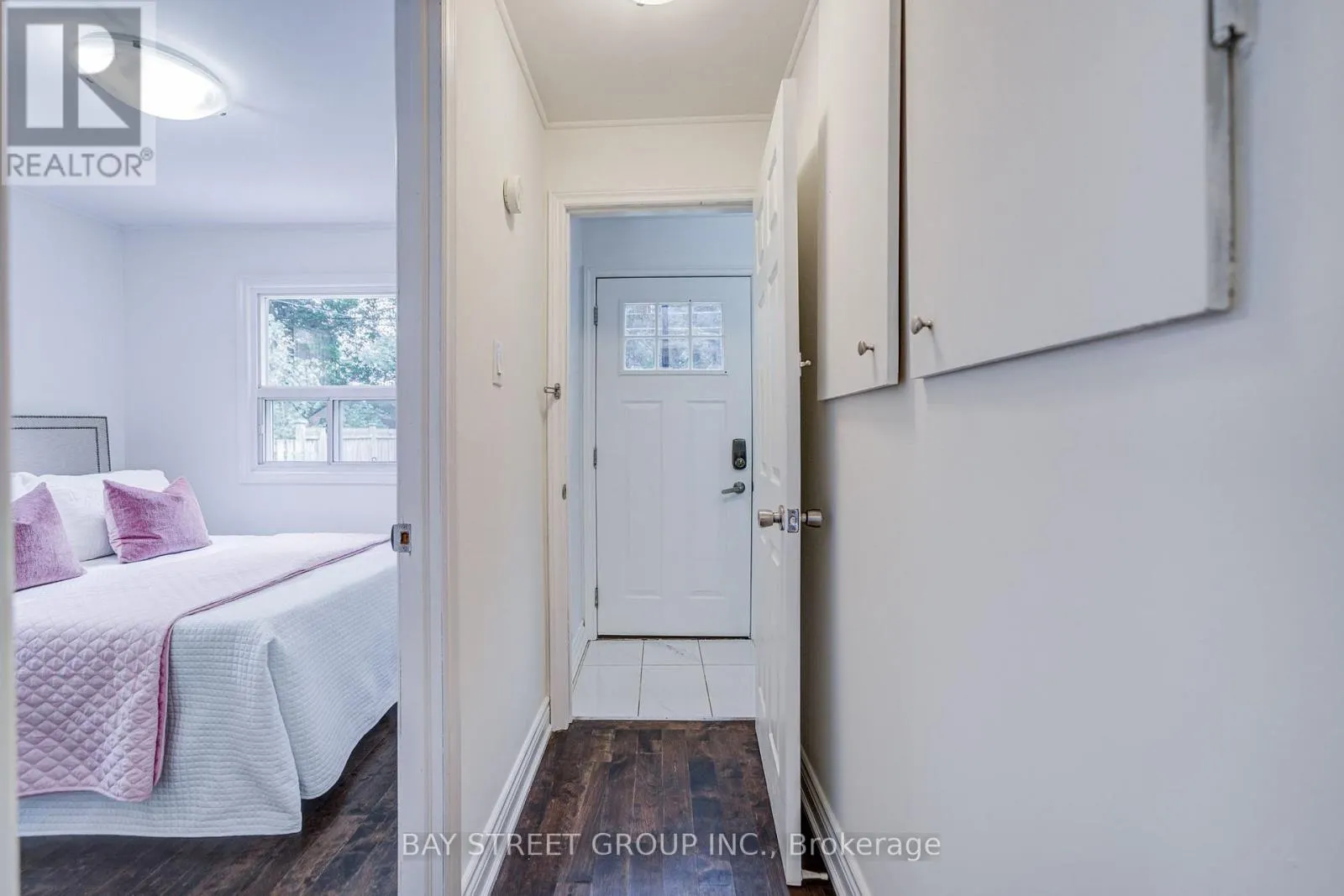 7 EMMOTT AVENUE