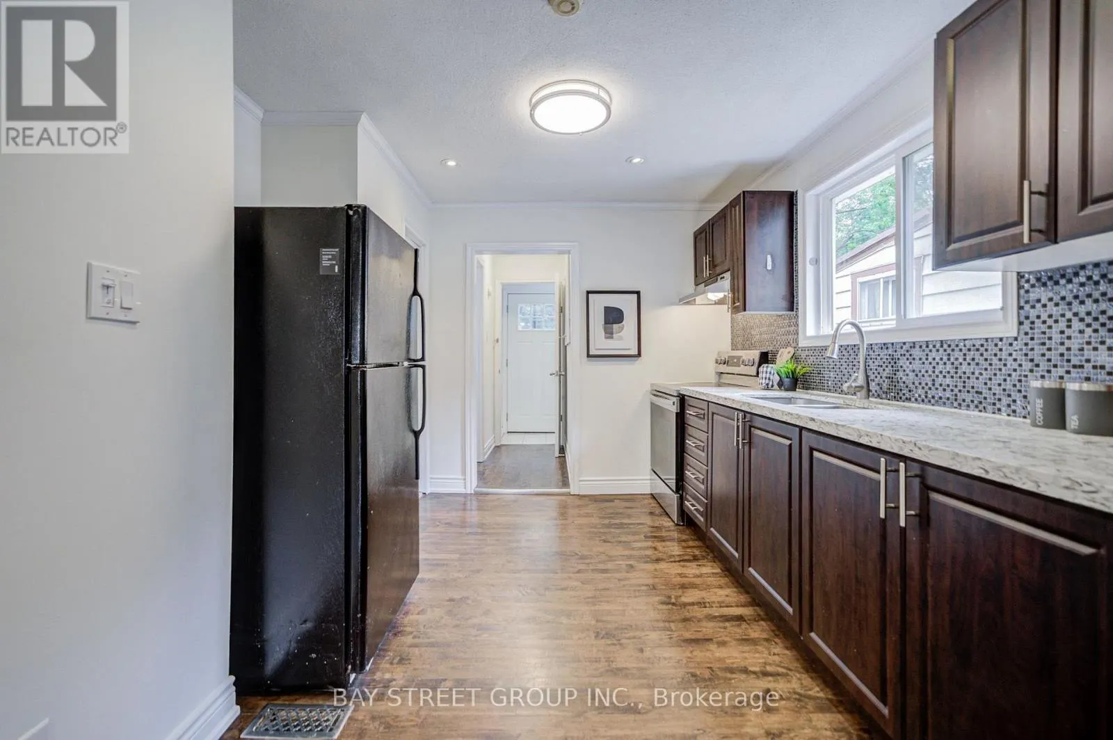 7 EMMOTT AVENUE