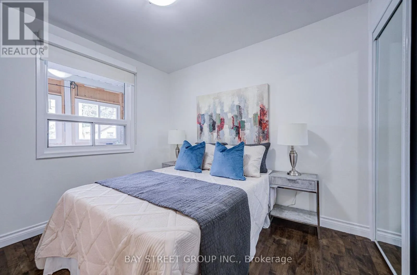 7 EMMOTT AVENUE