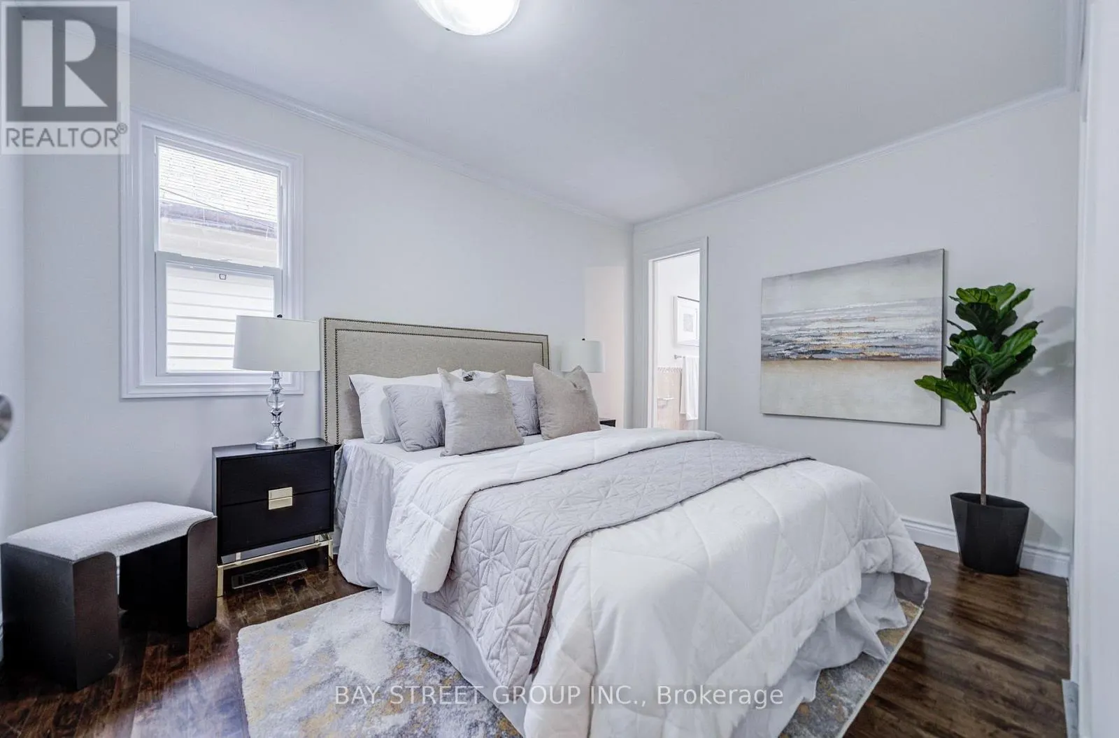 7 EMMOTT AVENUE