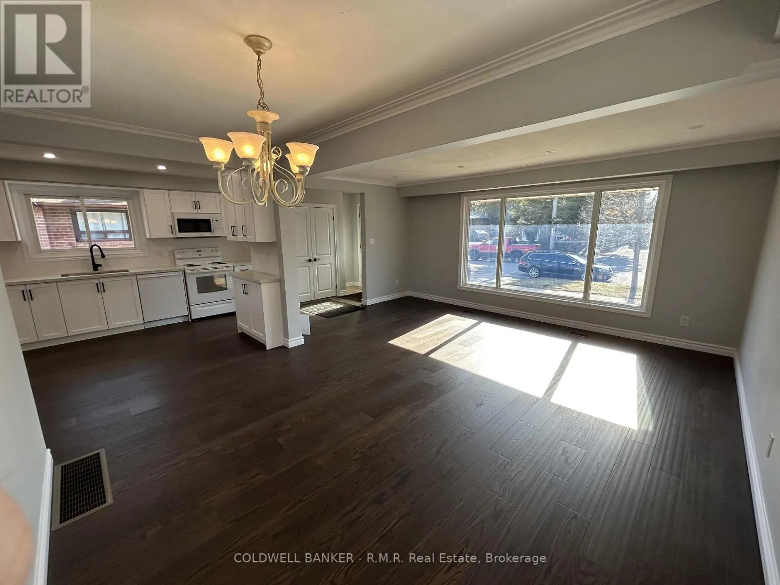 MAIN - 125 CABOT STREET #Main