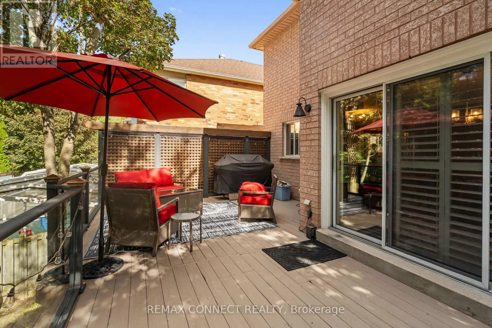 11 MCNEILAGE COURT
