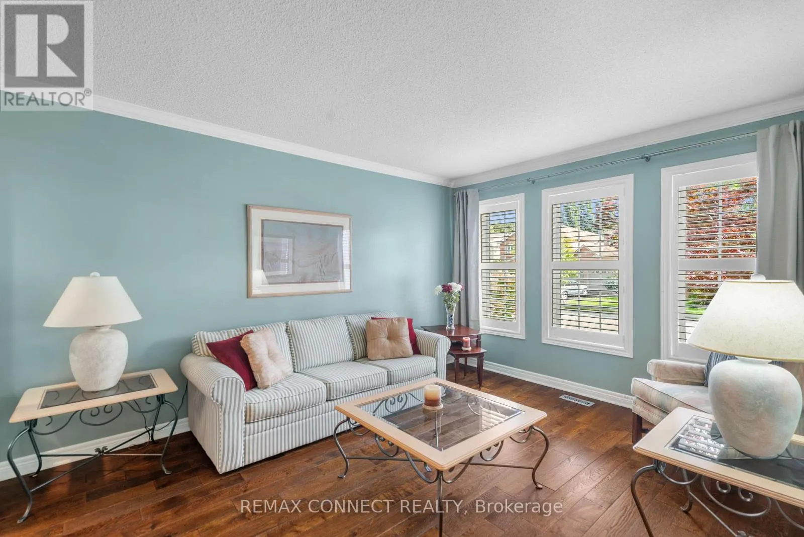 11 MCNEILAGE COURT