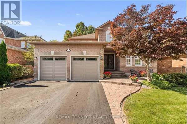 11 MCNEILAGE COURT