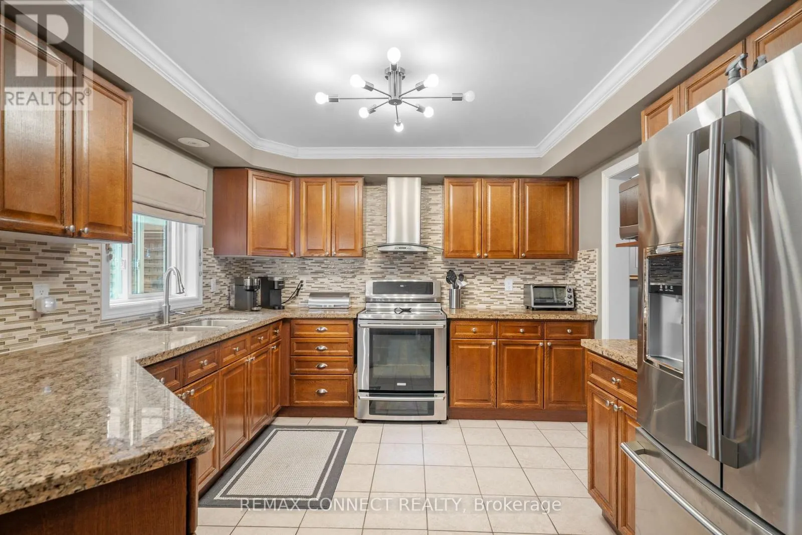 11 MCNEILAGE COURT