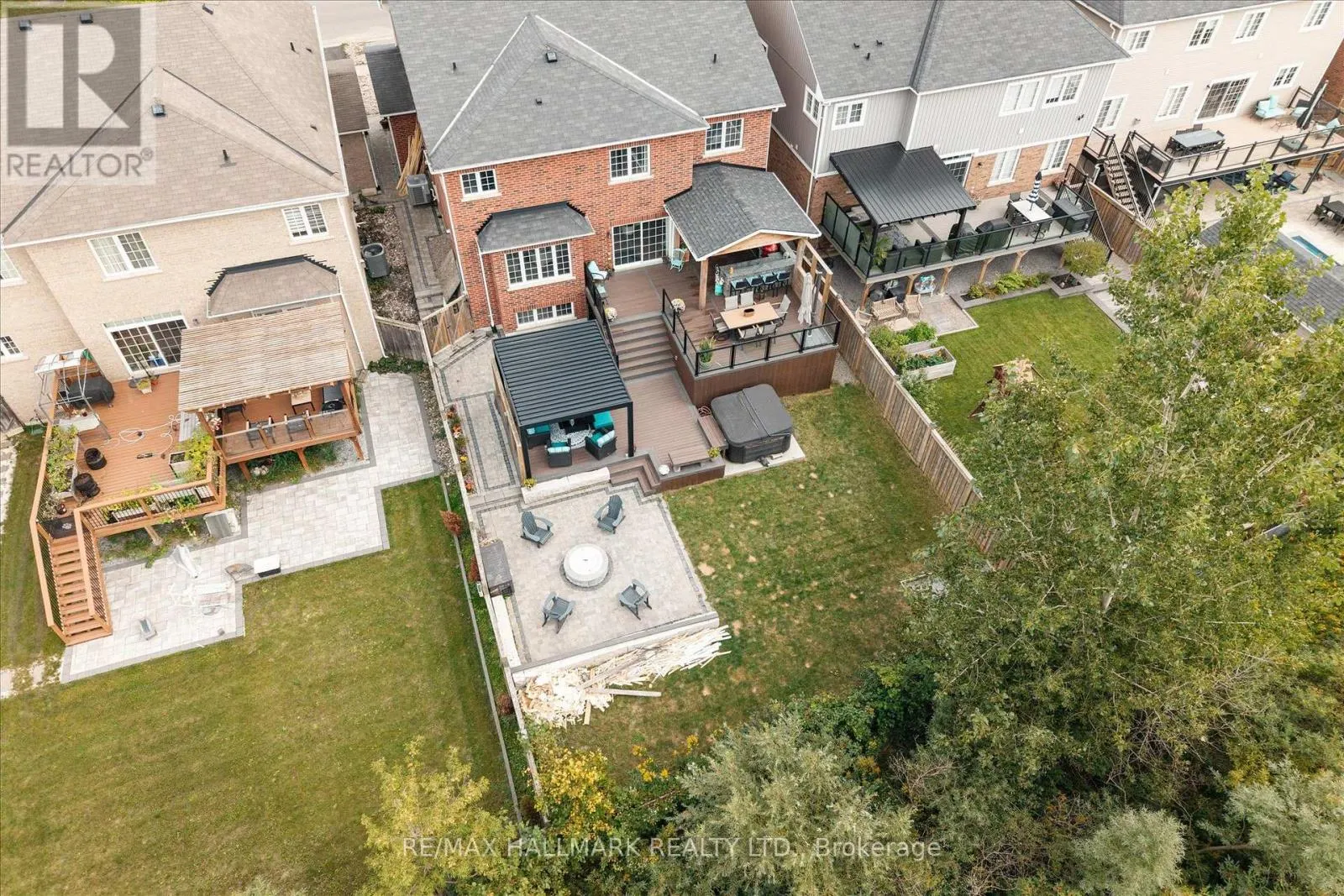 1864 ARBORWOOD DRIVE