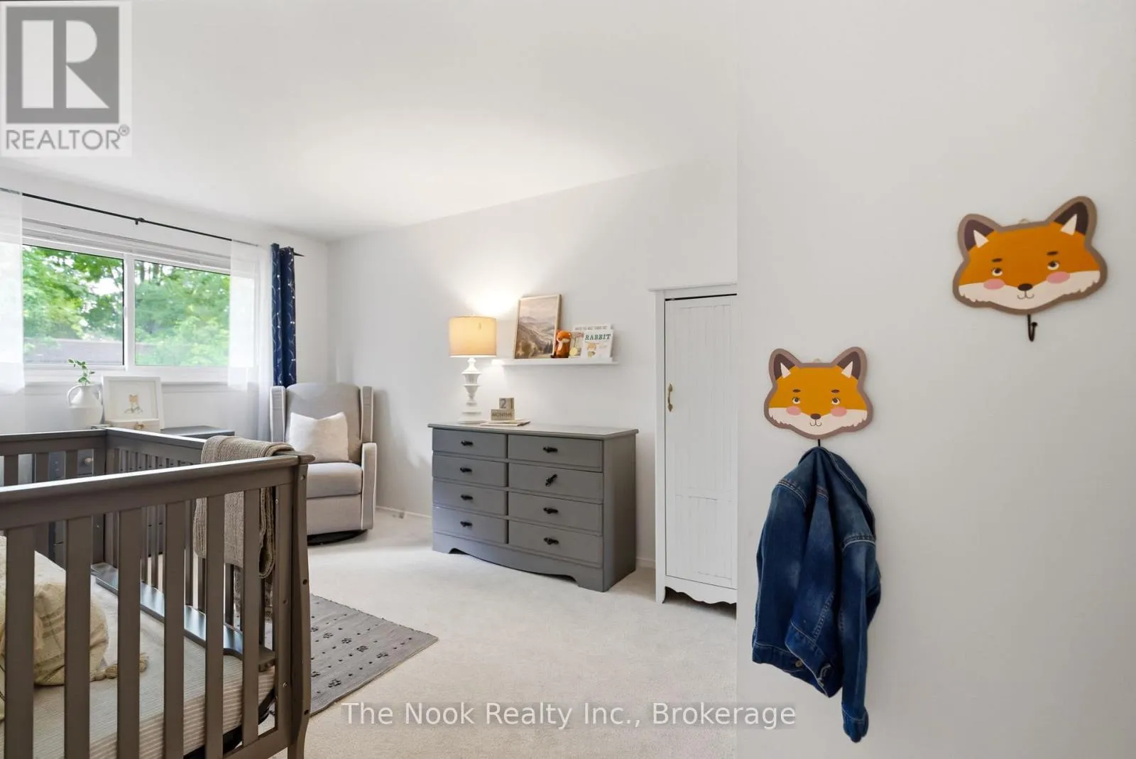 30 DEERPARK CRESCENT