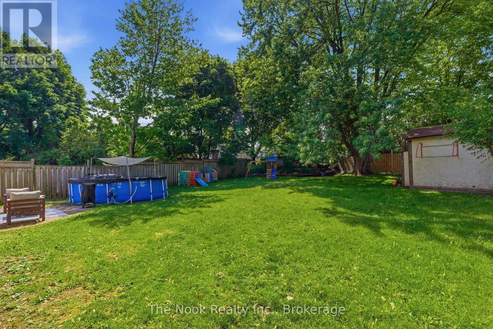 30 DEERPARK CRESCENT