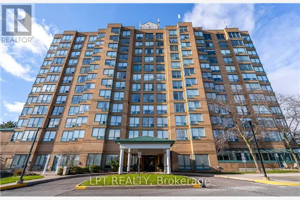 505 - 711 ROSSLAND ROAD E
