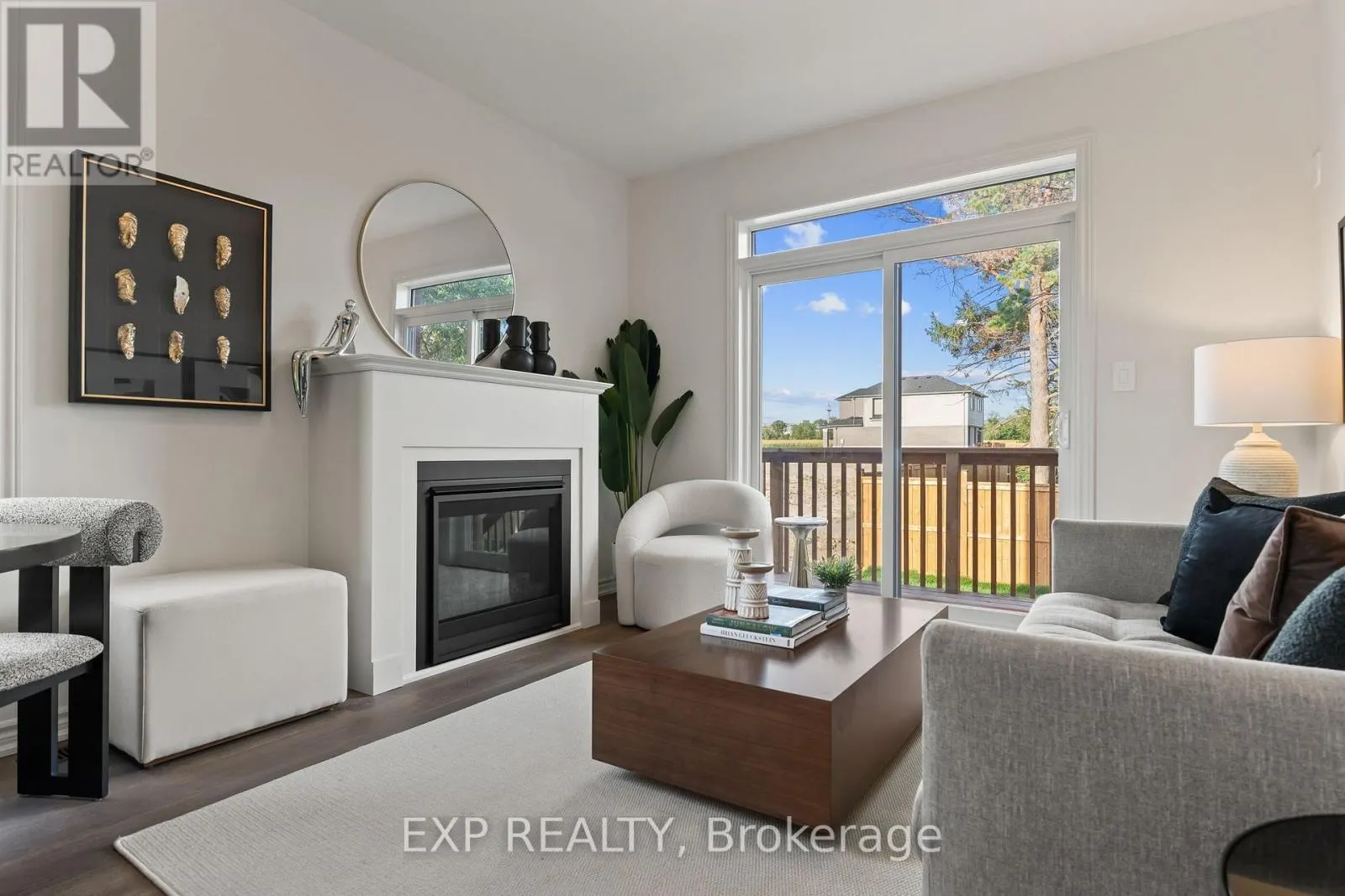 83 RACKHAM LANE