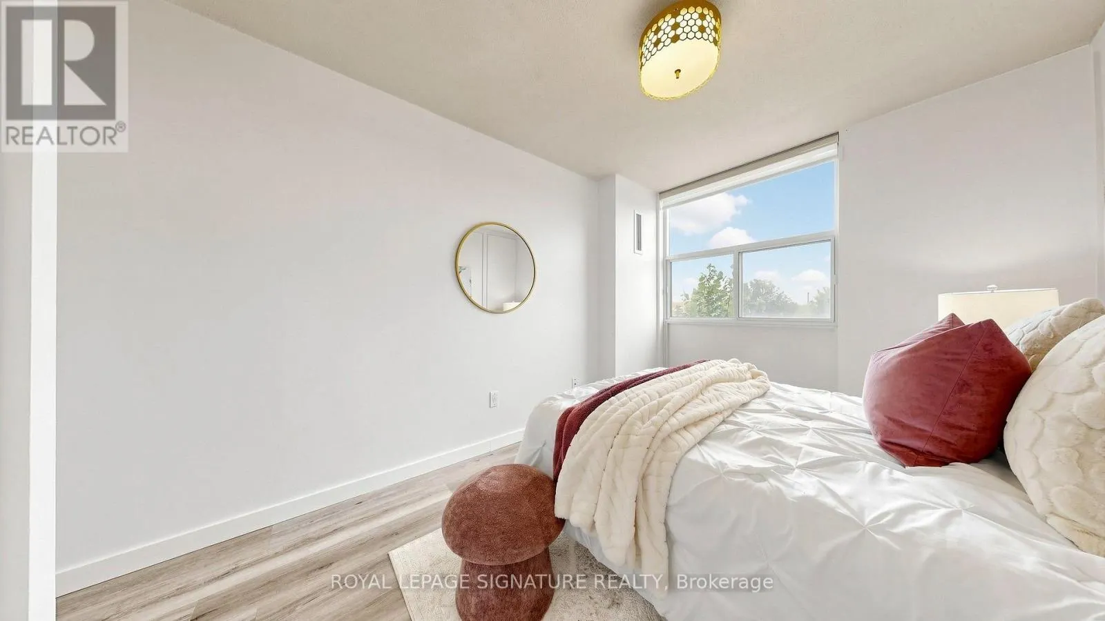 304 - 66 FALBY COURT