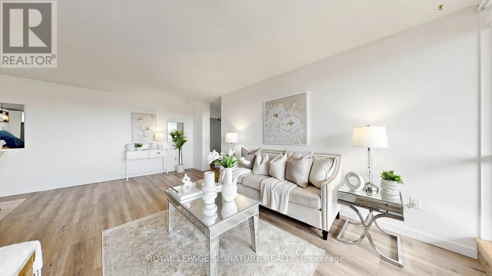 304 - 66 FALBY COURT