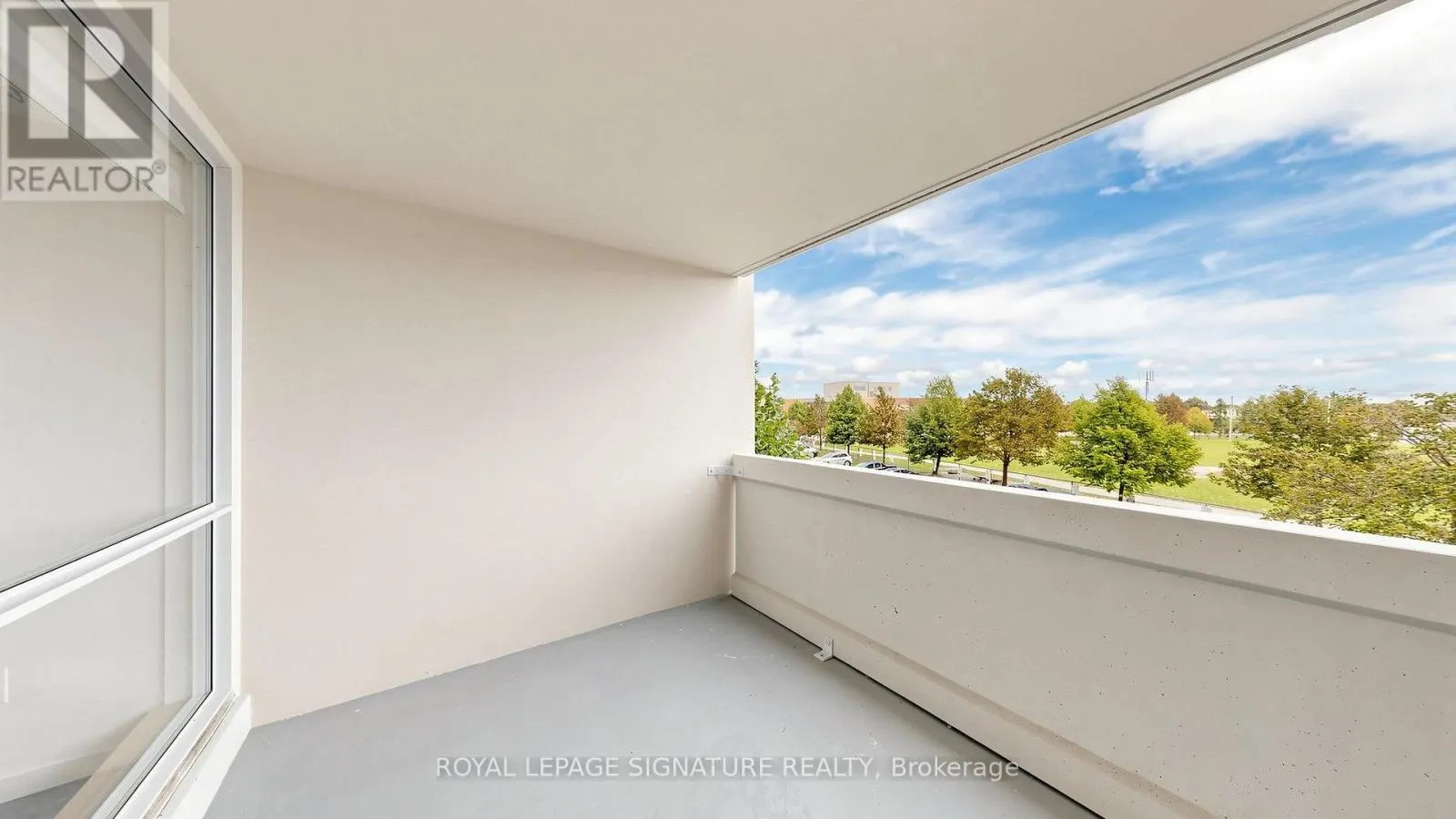 304 - 66 FALBY COURT