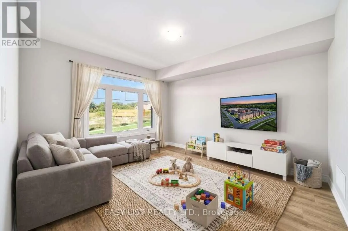 19 ADDYMAN CRESCENT