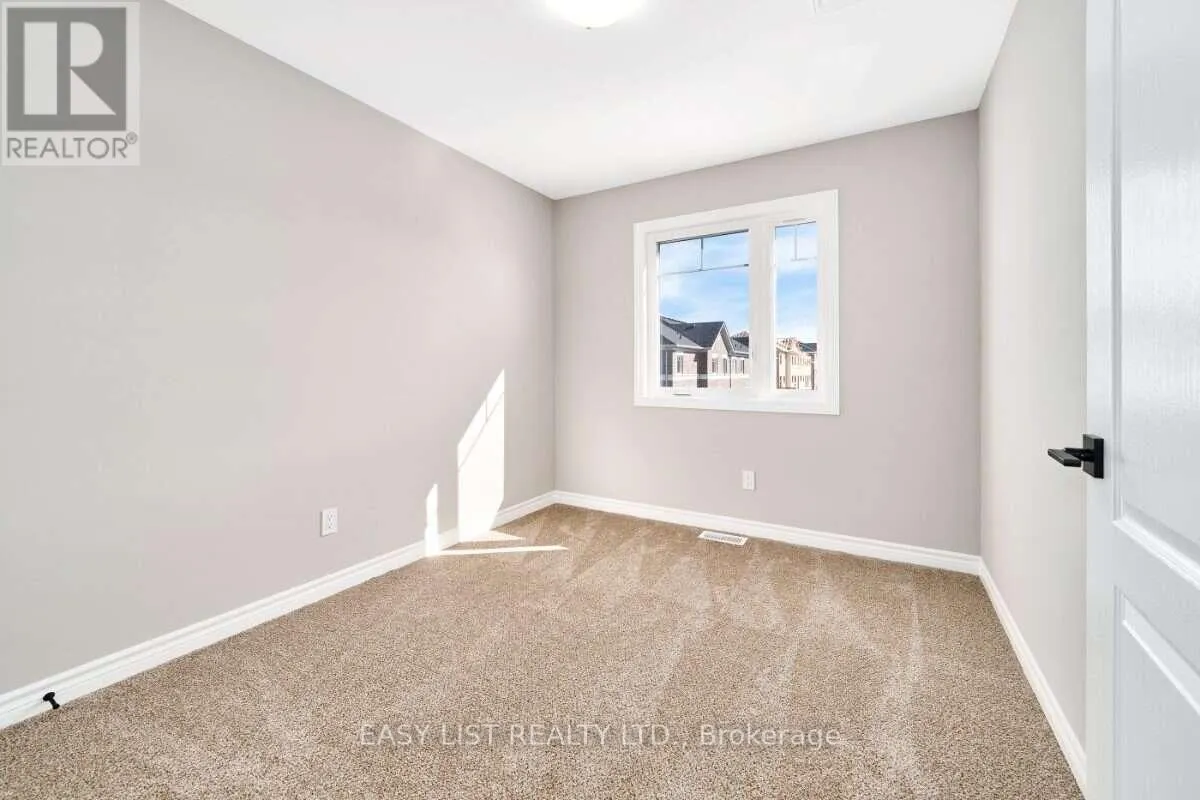 19 ADDYMAN CRESCENT