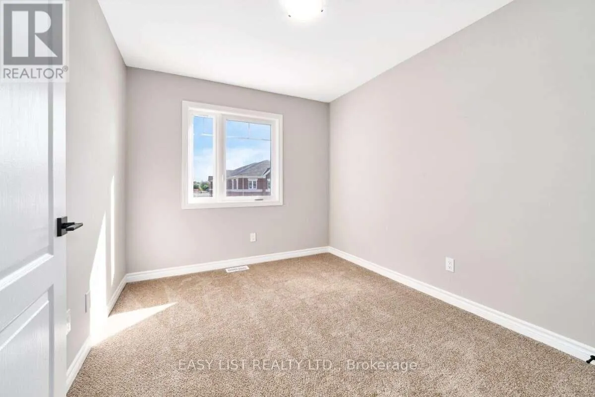 19 ADDYMAN CRESCENT