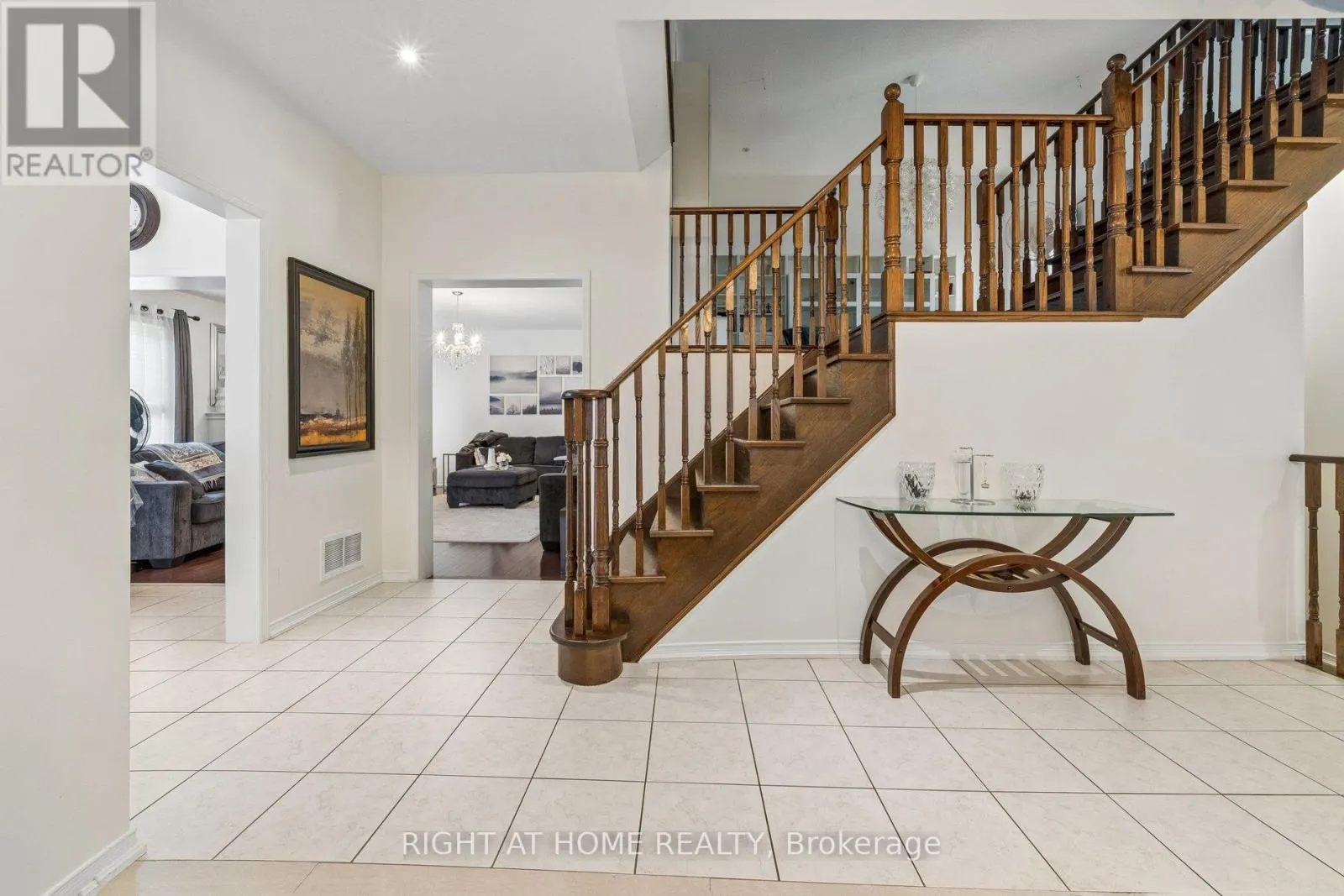 13 WESTON CRESCENT
