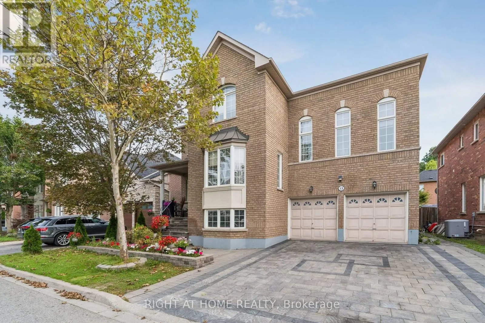 13 WESTON CRESCENT