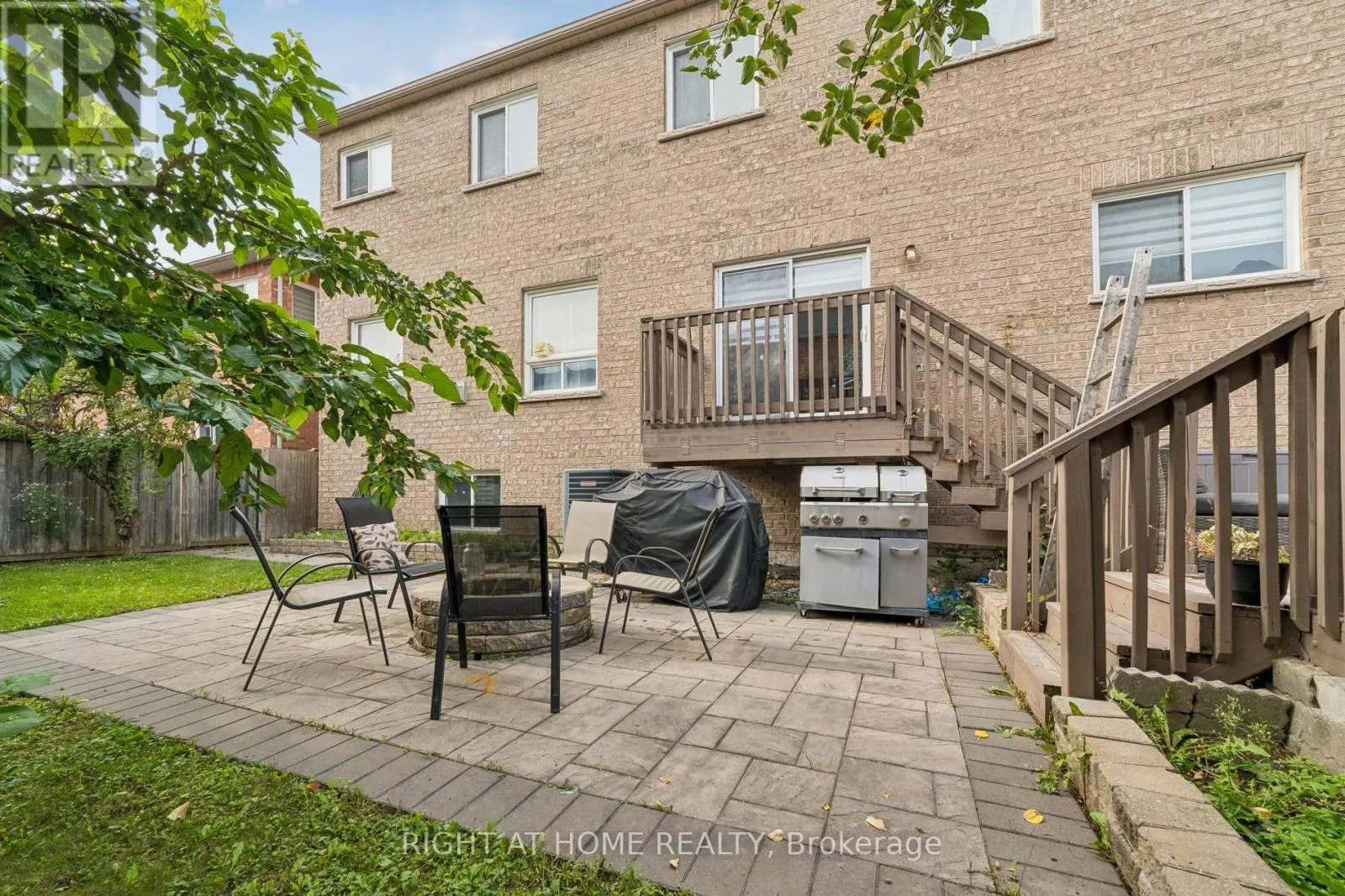 13 WESTON CRESCENT