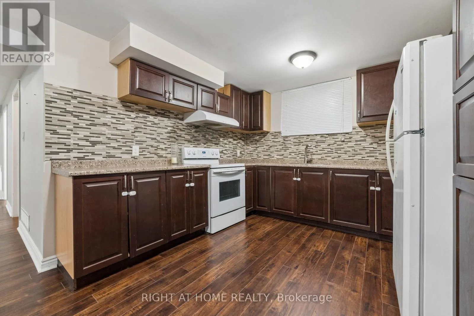 13 WESTON CRESCENT