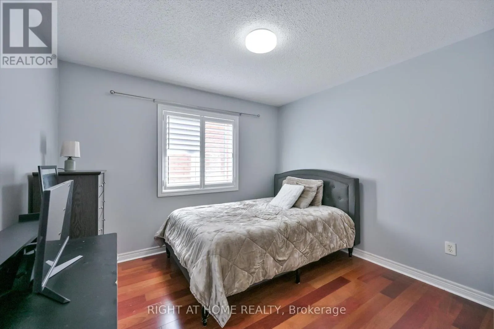 57 HOPKINSON CRESCENT