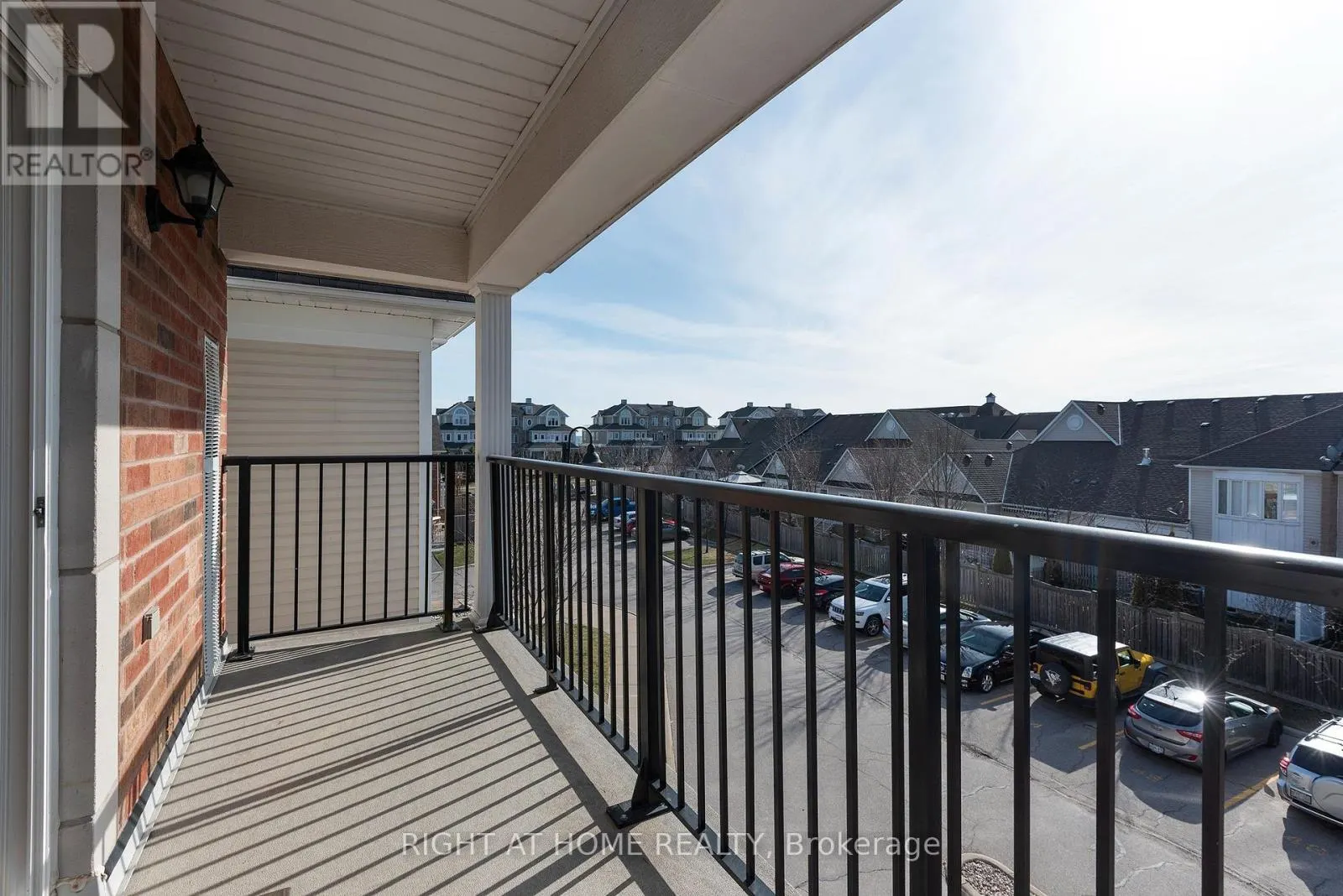 308 - 75 SHIPWAY AVENUE