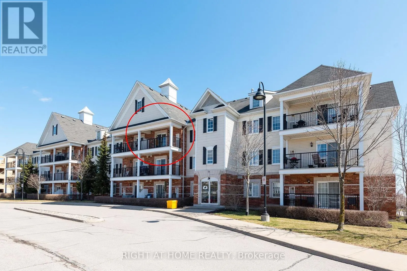 308 - 75 SHIPWAY AVENUE
