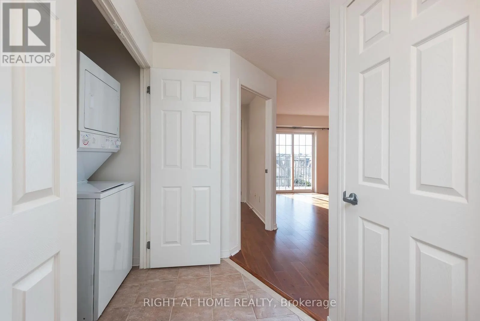 308 - 75 SHIPWAY AVENUE