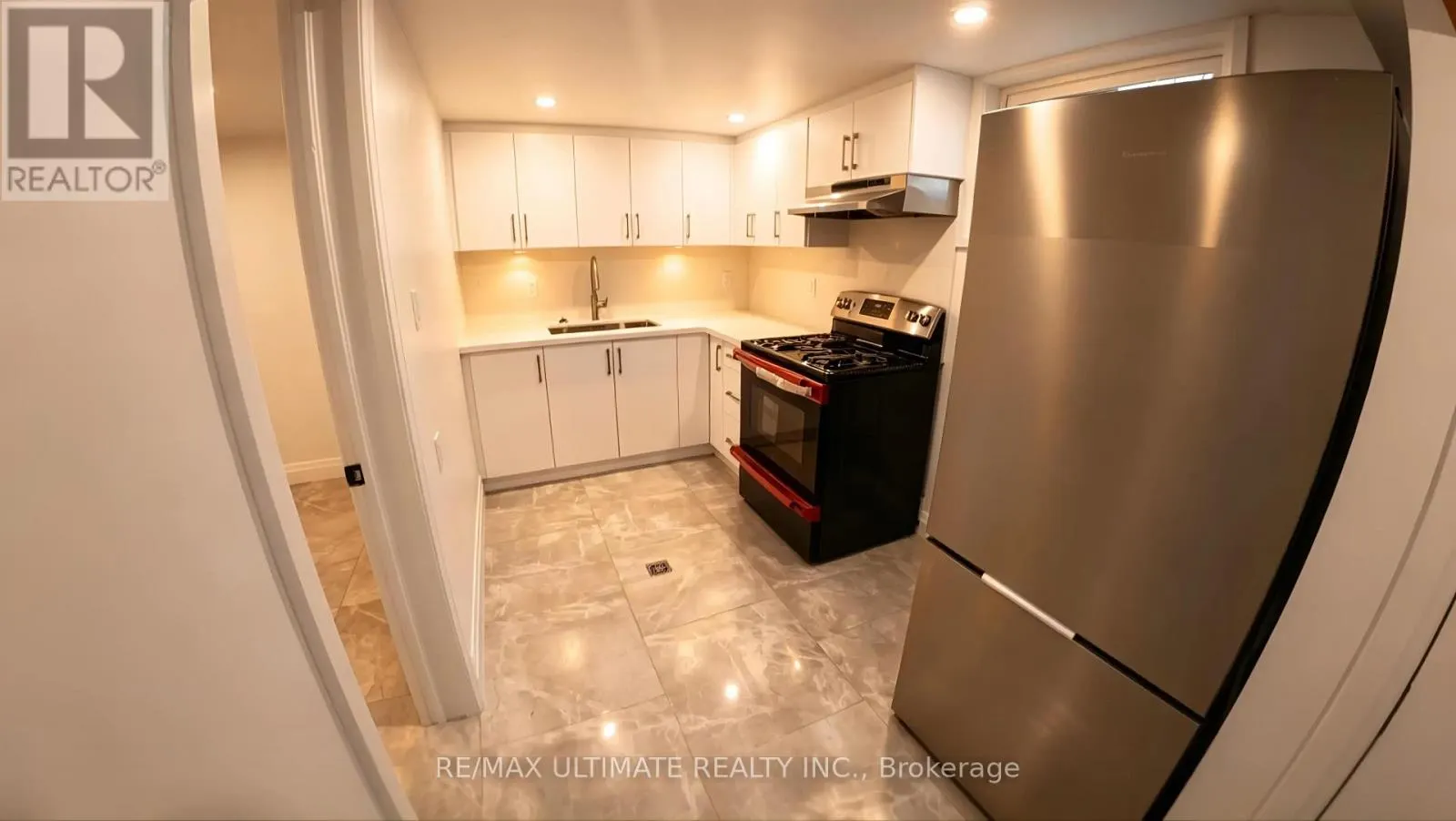 LOWER LEVEL - 610 CARTIER AVENUE