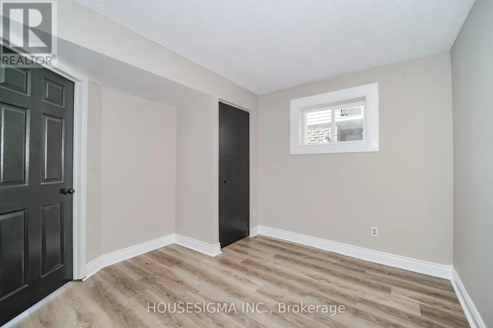 42 CHERRY BLOSSOM CRESCENT