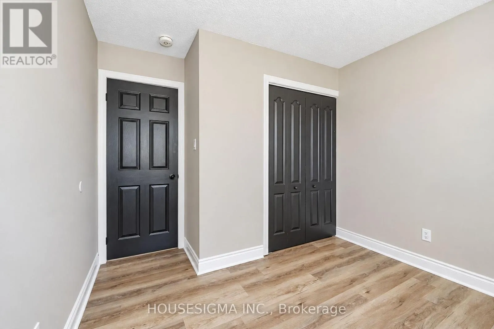 42 CHERRY BLOSSOM CRESCENT