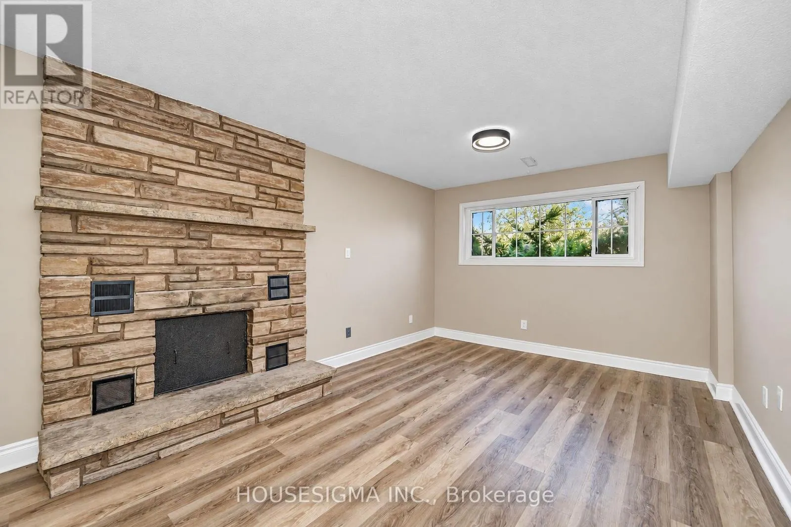 42 CHERRY BLOSSOM CRESCENT