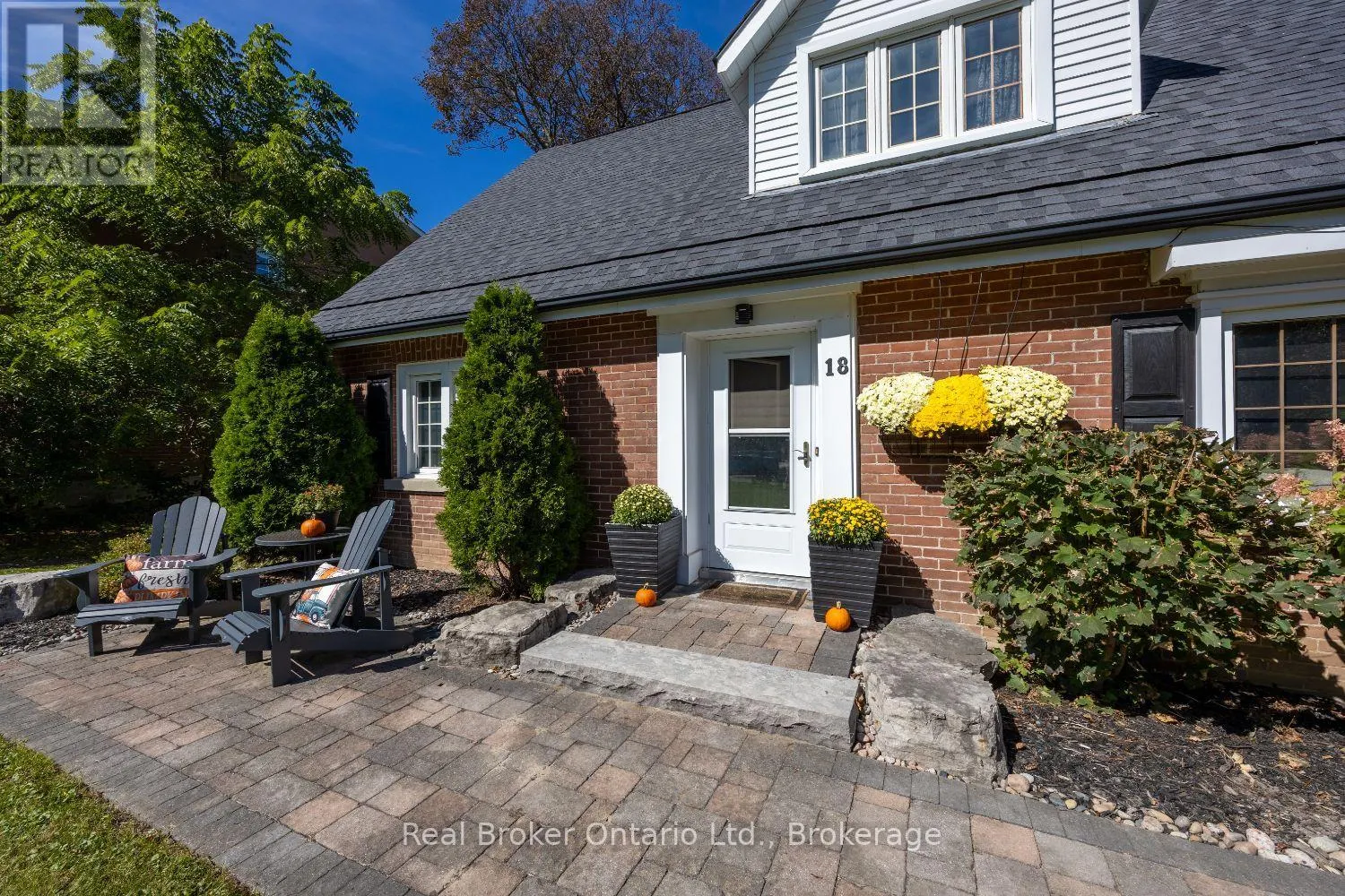 18 CONCESSION STREET W