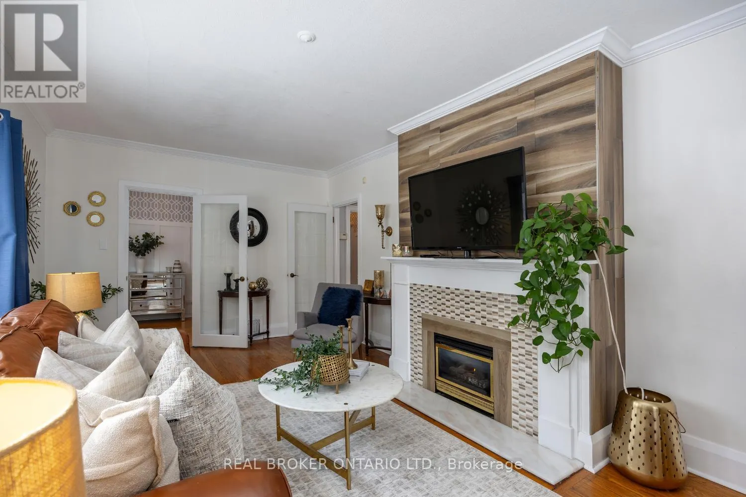 18 CONCESSION STREET W
