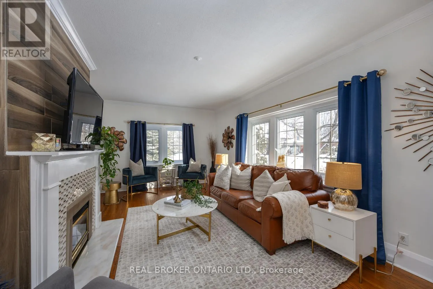 18 CONCESSION STREET W