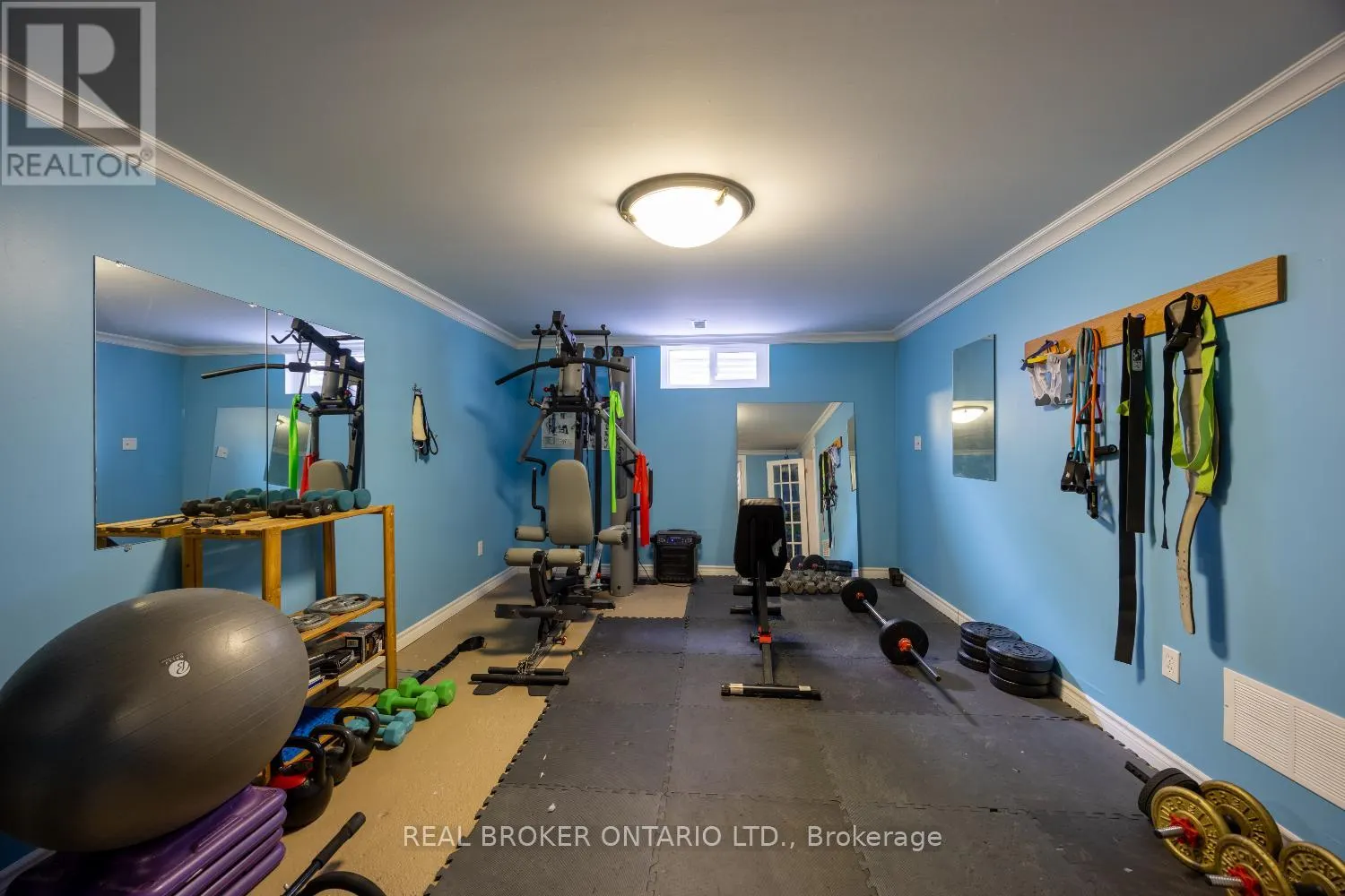 18 CONCESSION STREET W