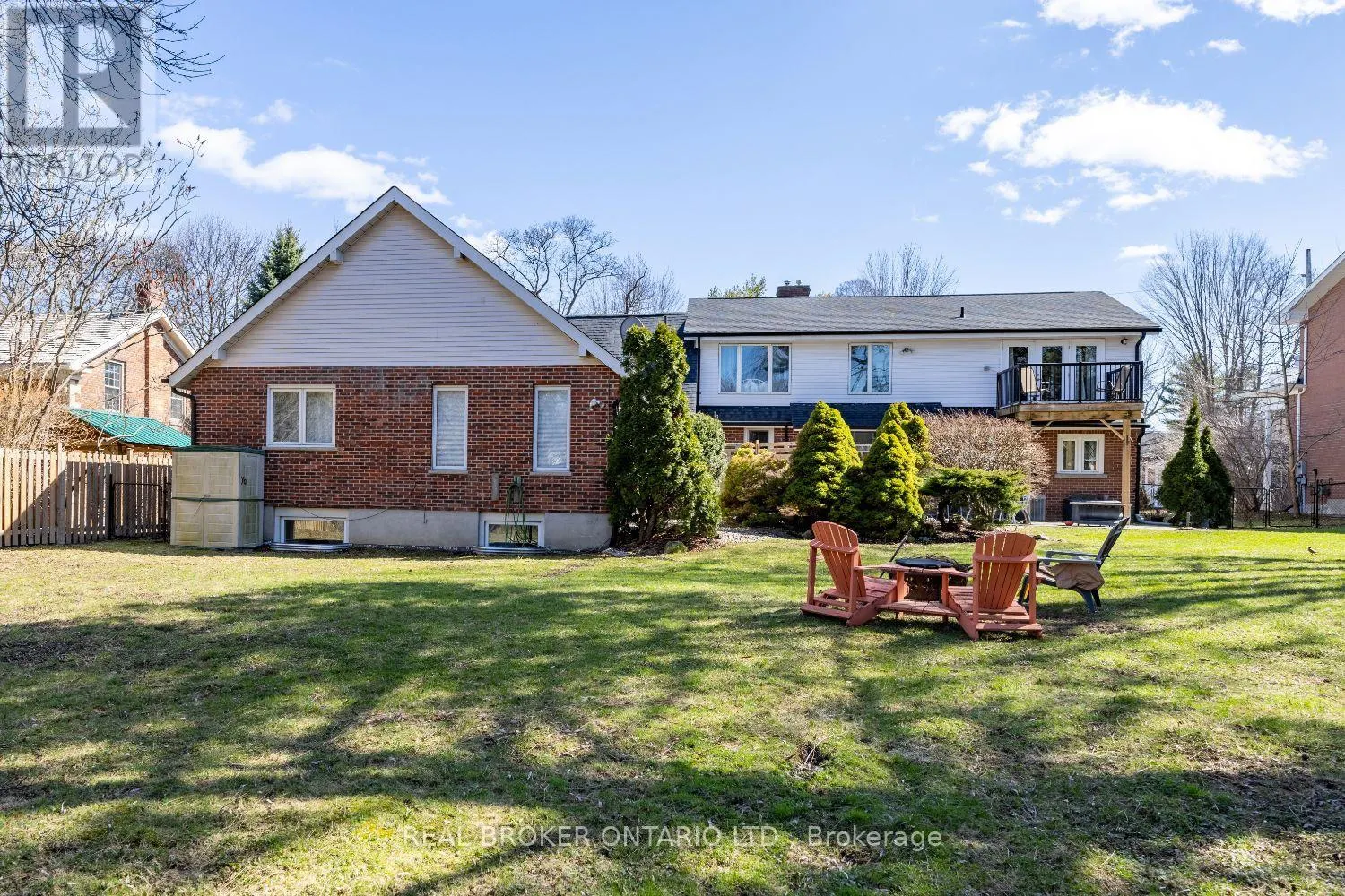 18 CONCESSION STREET W