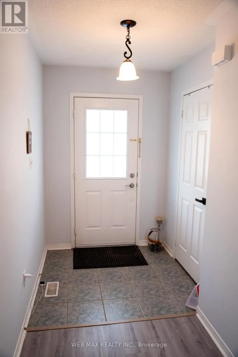 53 VENTURA LANE