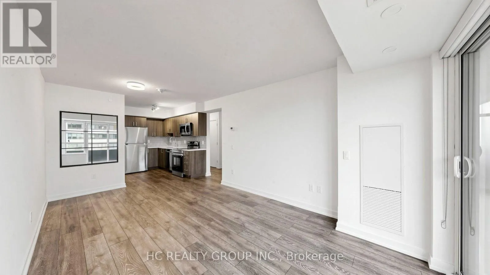 1806 - 1455 CELEBRATION DRIVE