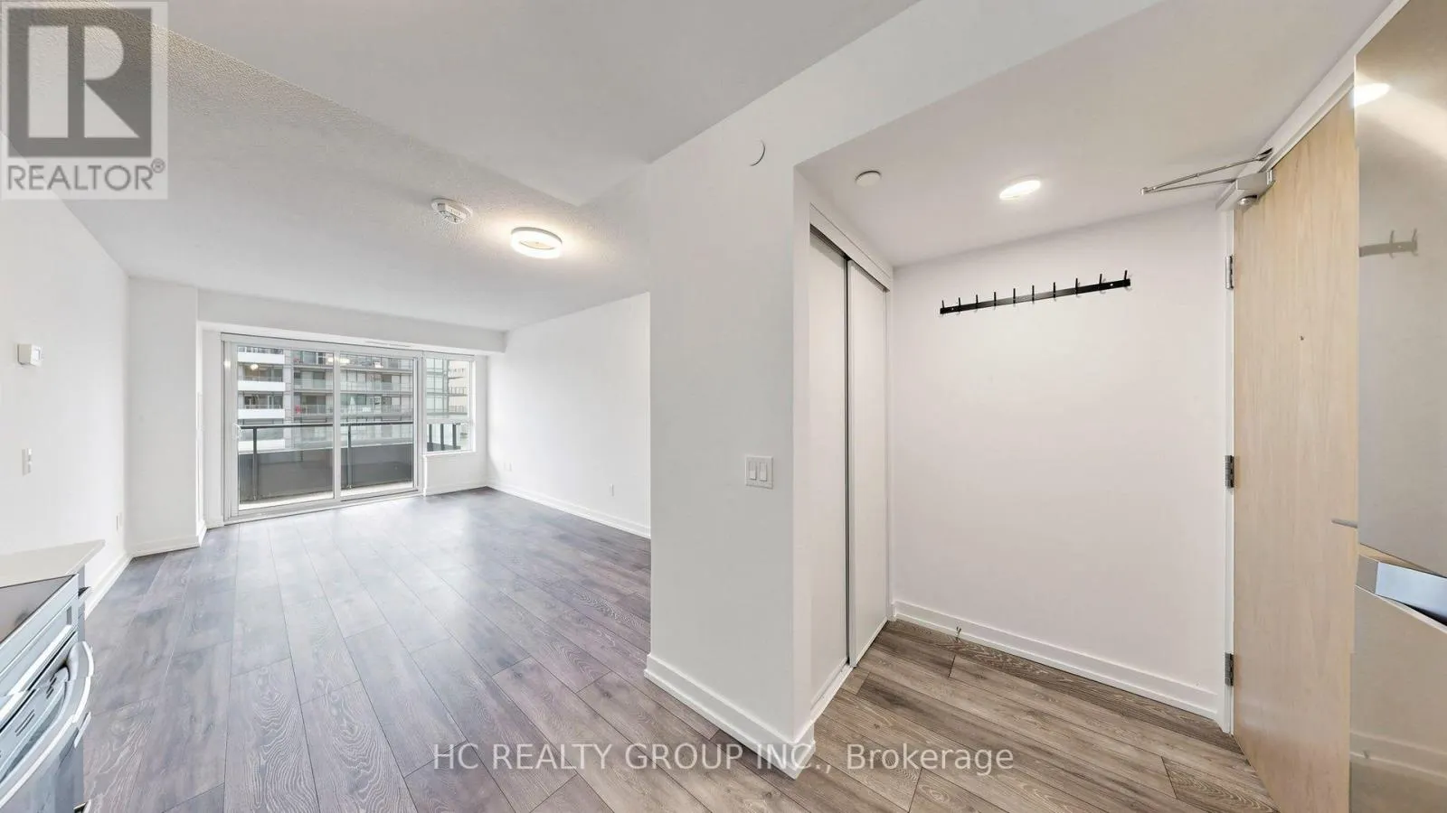 1806 - 1455 CELEBRATION DRIVE
