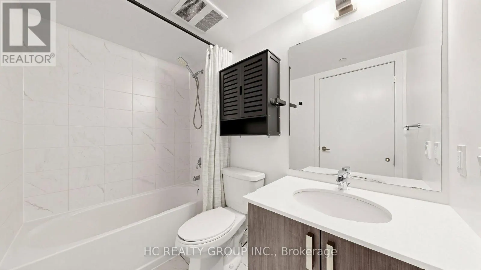 1806 - 1455 CELEBRATION DRIVE