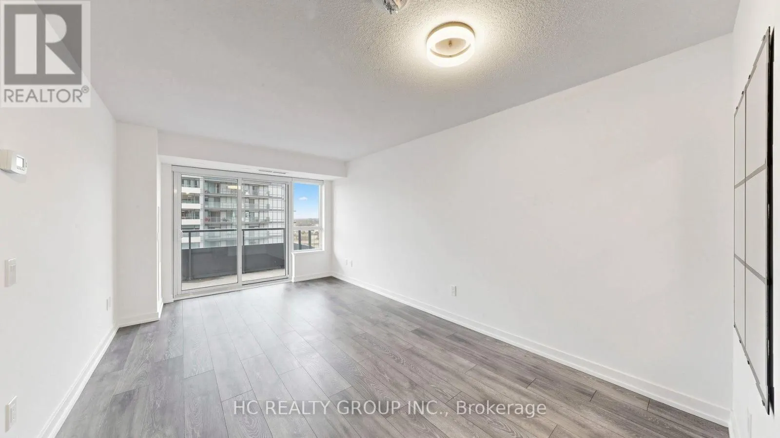 1806 - 1455 CELEBRATION DRIVE