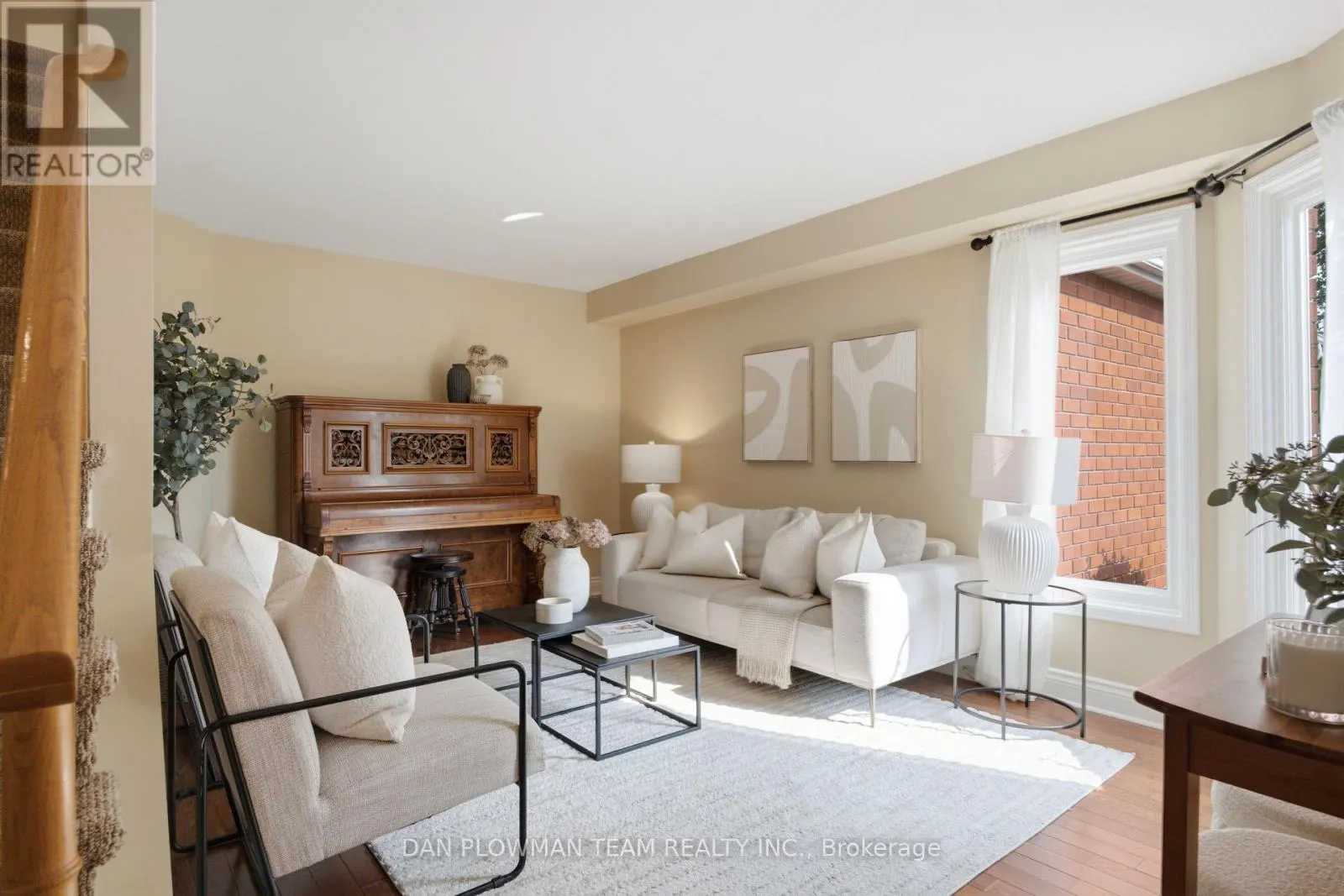 6 SADDLEBROOK COURT
