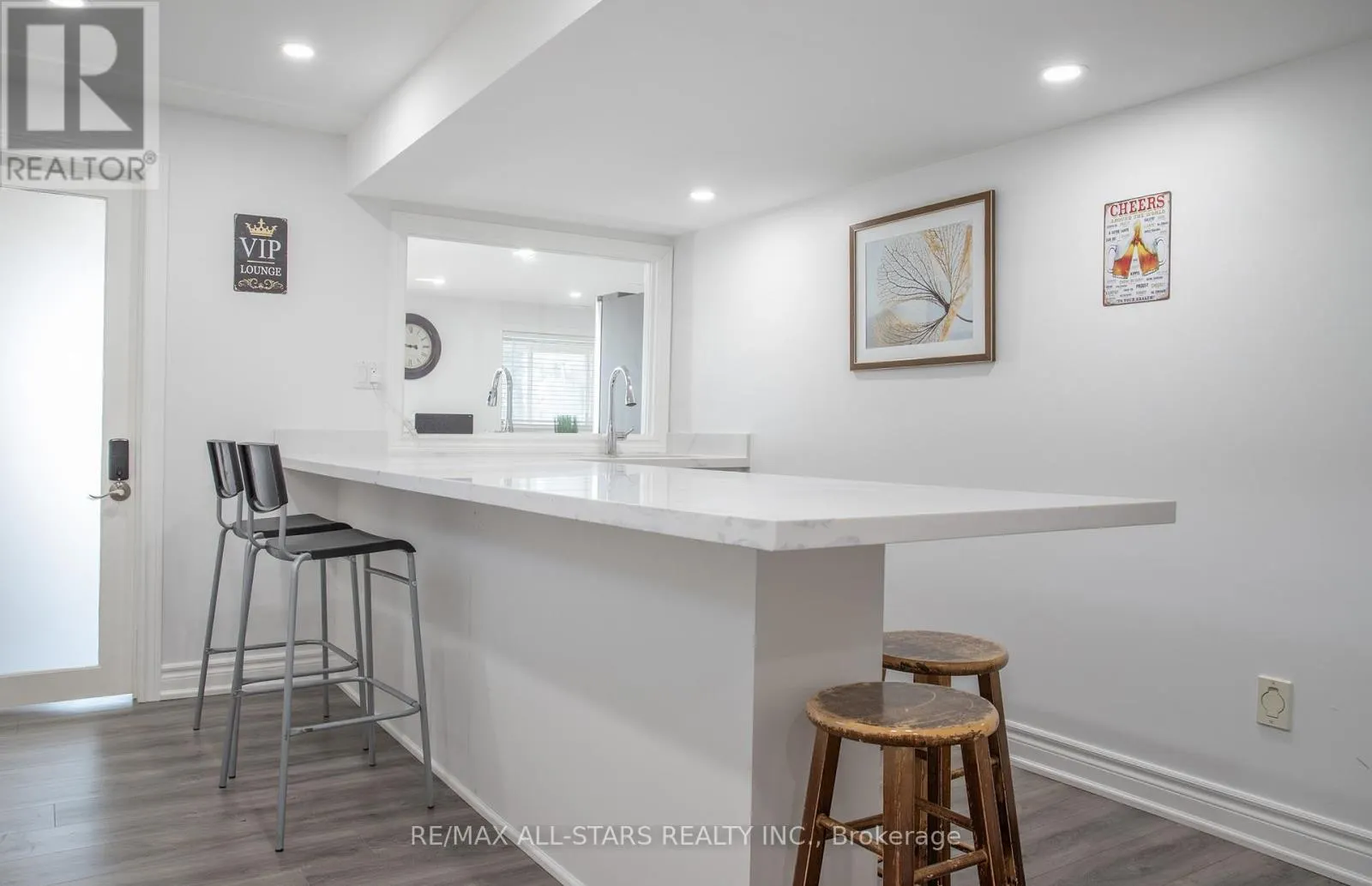 253 STEPHENSON POINT ROAD